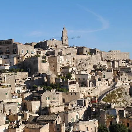 Labanca's La Perla Dei Sassi Apartment
