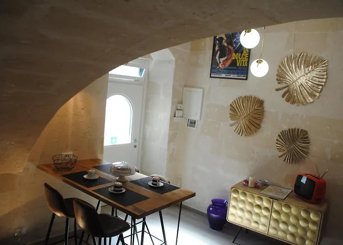 Labanca's La Perla Dei Sassi Apartment *