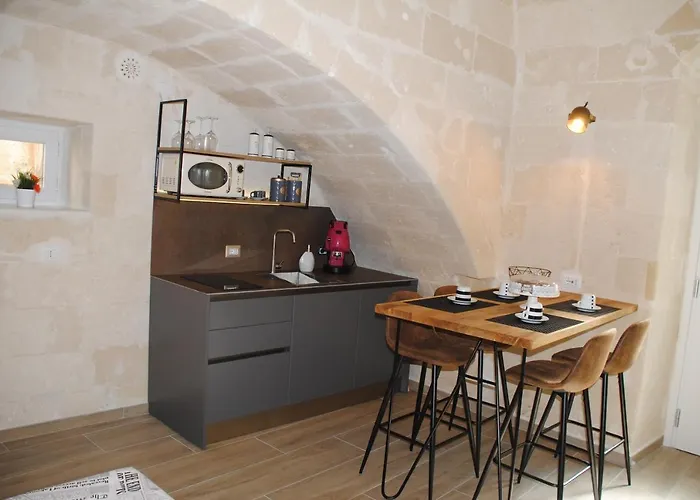 Labanca's La Perla Dei Sassi *